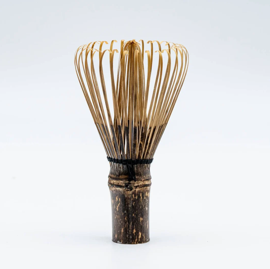 Japanese Chasen – 翠華園 Suikaen – Dark Bamboo Kurotake Ōaraho Matcha Whisk